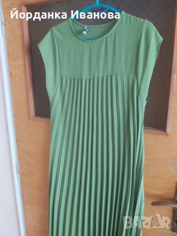 Дамска рокля