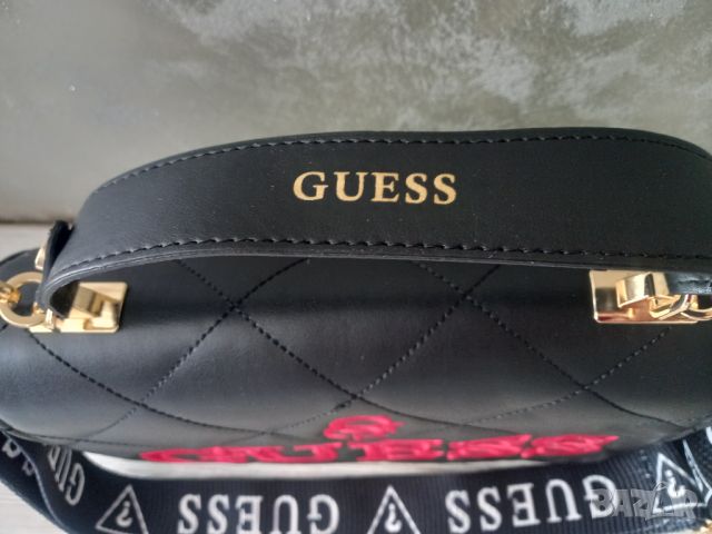 Guess - дамска чанта , снимка 10 - Чанти - 46414875