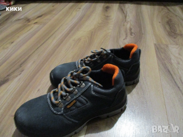 Мъжки зимни обувки НОВИ, снимка 2 - Мъжки боти - 49193075