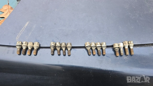 16 броя Болтове за джанти свалени от Рено Renault 