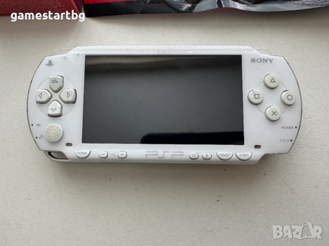 PSP 1003 - хакнато с 32GB карта, снимка 2 - PlayStation конзоли - 54039009