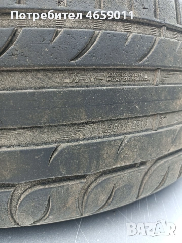 две летни гуми 18ки 235/45/18, снимка 2 - Гуми и джанти - 54279639