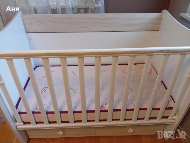 Бебешко легло Lorelli, Dream, Люлеещо се, 60 x 120 см, Бяло с Ортопедичен бебешки матрак.