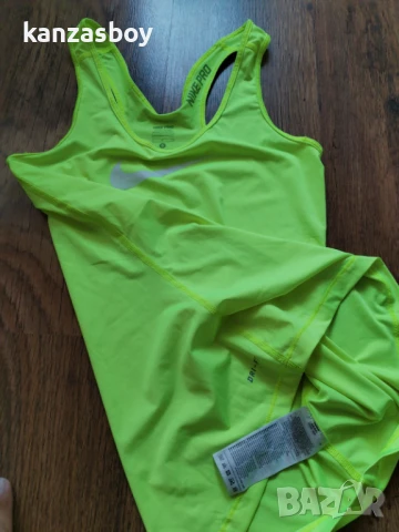 Nike Pro - страхотен дамски потник S, снимка 4 - Потници - 51105750