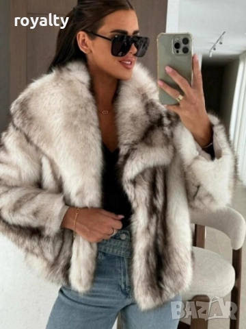 Елегантно бежово пухкаво палто 