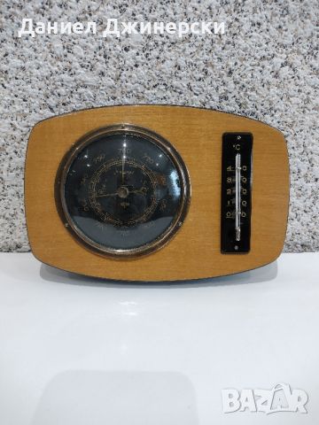 Барометър с термометър FORSTER, снимка 2 - Антикварни и старинни предмети - 45891087