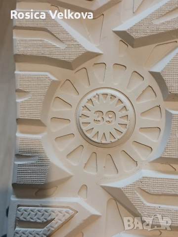 Боти UGG , снимка 16 - Дамски боти - 53513520