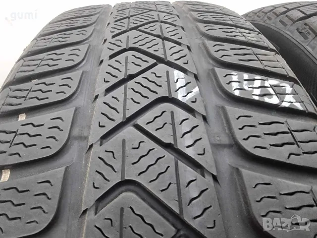 2бр зимни гуми 215/55/17 PIRELLI L01452 , снимка 1 - Гуми и джанти - 47263040