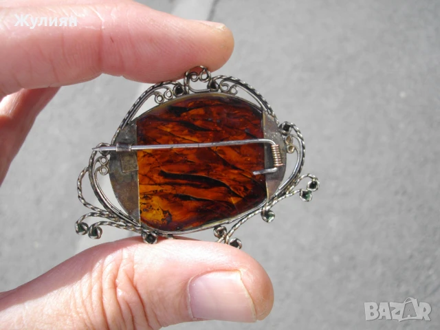 СТАРА ГОЛЯМА БРОШКА С КЕХЛИБАР , снимка 10 - Антикварни и старинни предмети - 51147498