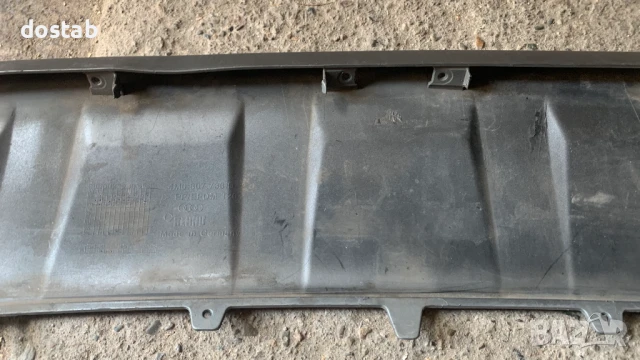 Лайсна предна броня Audi Q7 2016-2020г, снимка 7 - Части - 51137167