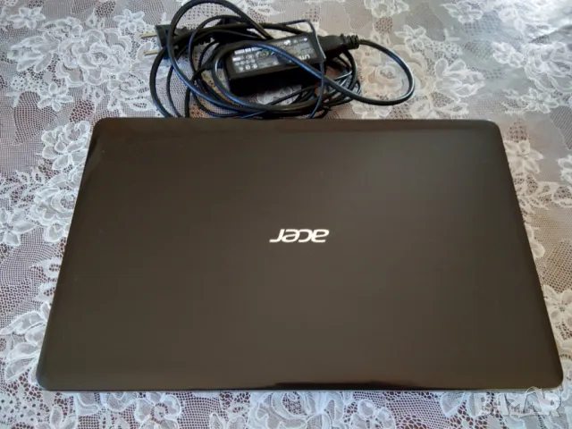 Лаптоп Acer Aspire E1-531, снимка 2 - Лаптопи за дома - 48078498