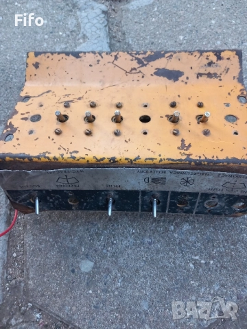 Табло с прекъсвачи/копчета /ключове , снимка 2 - Селскостопанска техника - 51800046