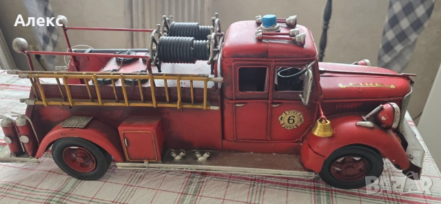 Голяма метална пожарна с етикет.Нова. 50см, снимка 2 - Антикварни и старинни предмети - 53650970