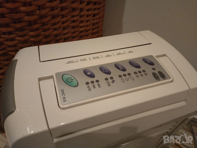 професионален влагоабсорбатор Делонги , снимка 2 - Влагоабсорбатори и влагоуловители - 53373896