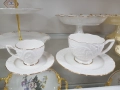 Порцеланов сервиз с релефен орнамент и златен кант - 24 части, снимка 2