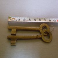 Бронзови ключове., снимка 6 - Антикварни и старинни предмети - 45233018