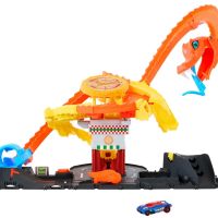 Hot Wheels City - Игрален комплект Змия в магазина за пица, снимка 2 - Коли, камиони, мотори, писти - 45149387