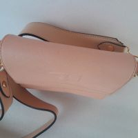 Розова чанта, снимка 2 - Чанти - 45434873