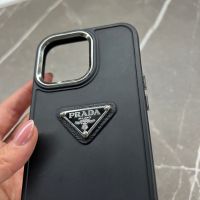 Кейс Pradaза IPhone 13pro, снимка 1 - Калъфи, кейсове - 46087950