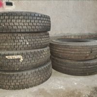 Тежкотоварни гуми , снимка 1 - Гуми и джанти - 45200788