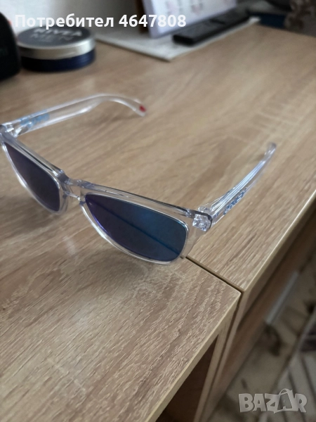 Очила Oakley frogskins, снимка 1