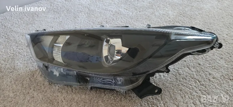 ляв фар за тоуота ярис, снимка 1