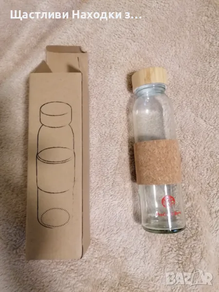 Стъклено шише за вода с капачка с дървена украса, снимка 1