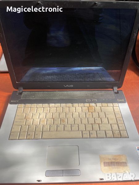 Лаптоп Sony Vaio PCG-7G1M, снимка 1
