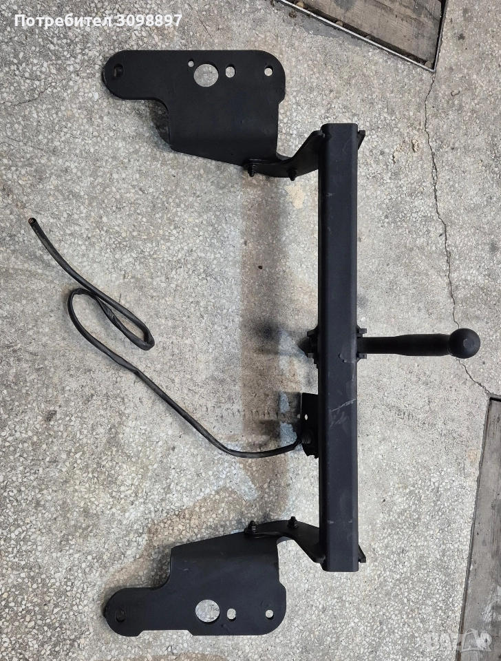 теглич за Тойота Авенсис т27 , снимка 1