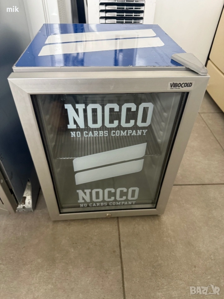 Малка хладилна витрина , снимка 1