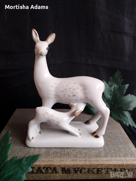 Статуетка "Кошута с еленче"- СССР, снимка 1