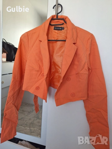 Дамски сака и якета , снимка 2 - Якета - 53441198