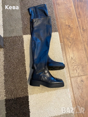 Дамски чизми