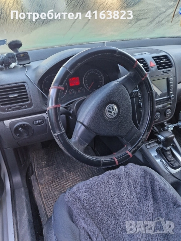 продавам VW Голф 5 2008г. 105+ коня, снимка 5 - Автомобили и джипове - 52927549