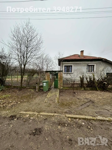 къща с дворно място и гараж, в с. Ковач, снимка 2 - Къщи - 53194251