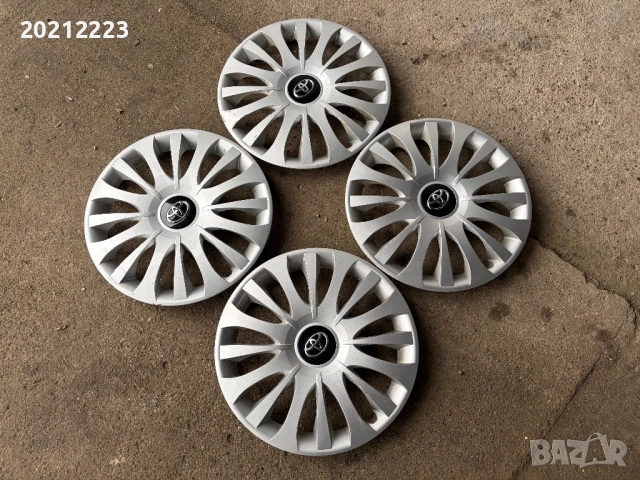 4 броя оригинални тасове за Toyota Yaris 15, снимка 4 - Аксесоари и консумативи - 52663306