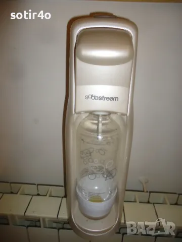 апарат за газирана вода и сокове sodastream, снимка 2 - Други стоки за дома - 47779437