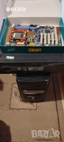 2 бр. настолни компютри + дънна платка комплект 35 евро
