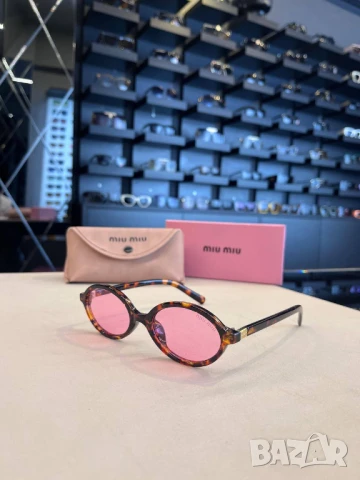 очила с черен обикновен калъф и ув защита miu miu, снимка 3 - Слънчеви и диоптрични очила - 50742689