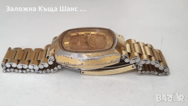 Рядък Швейцарски винтидж мъжки часовник Felca Space Star Rotomatic 25 Jewels  , снимка 5 - Антикварни и старинни предмети - 51140410