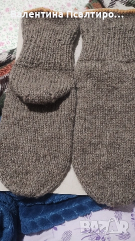 Дамски шушони от сива вълнена прежда 