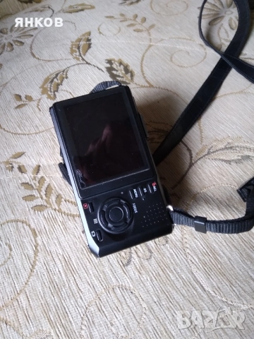 Предлагам рядка професионална Фото камера SIGMA DP2 MERRILL. 48MP., снимка 7 - Камери - 51554373