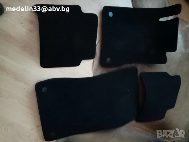 Немски мокетени стелки PETEX нови, за Mercedes W211, E class 2002-2009 и Clx 2004-2010