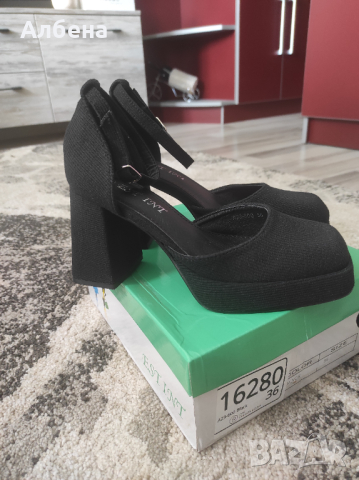 Дамски обувки номер 36 , снимка 1 - Дамски обувки на ток - 45019390