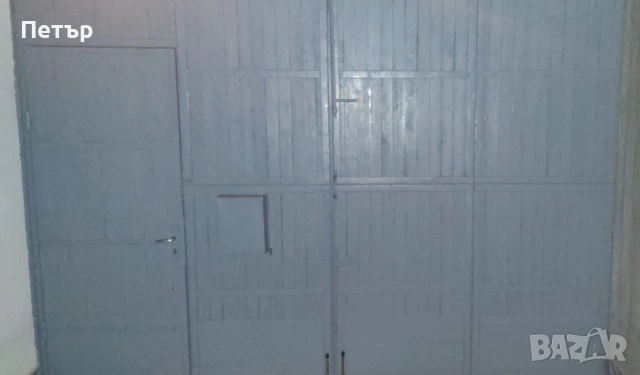 Голяма масивна гаражна с входна врата, снимка 3 - Гаражни врати - 52845148