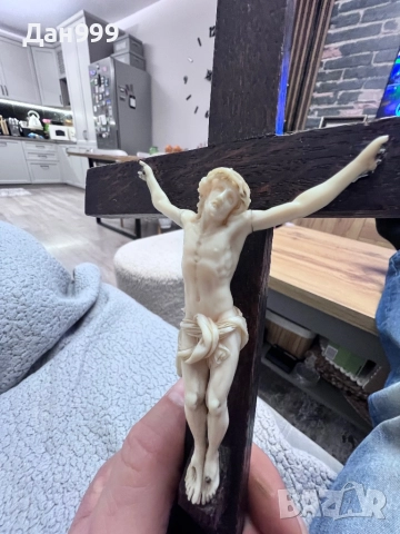 Античен кръст от дърво с фигура на Христос от резбована слонова кост, снимка 3 - Антикварни и старинни предмети - 52975624
