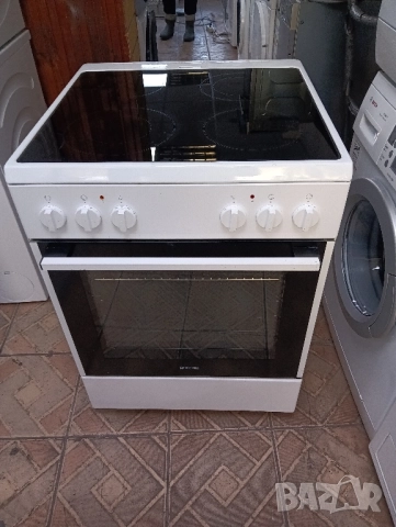 Свободно стояща печка с керамичен плот Gorenje с 2 години гаранция!