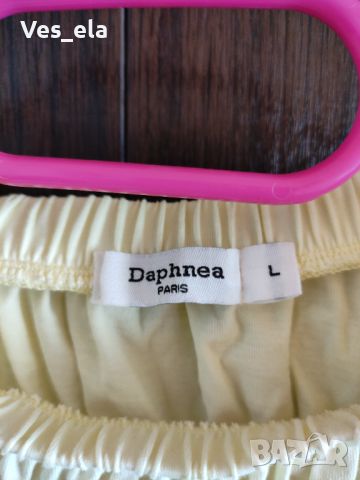 кокетна ластична къса блузка Daphnea Paris L-XL, снимка 2 - Тениски - 45253246