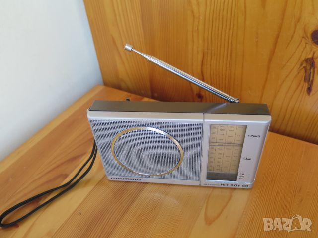 Grundig HIT BOY 60 AM/FM Portable Radio, 1983/1984г, снимка 3 - Радиокасетофони, транзистори - 45189873