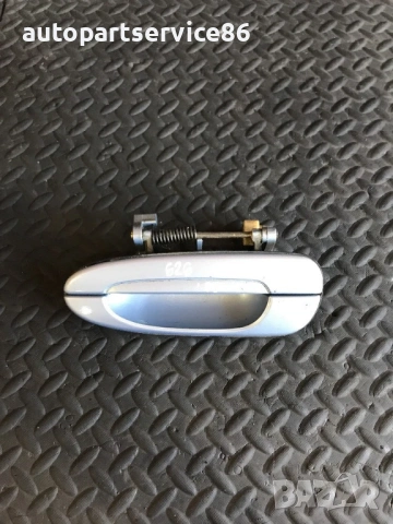 Задна лява външна дръжка синя за Mazda 626 RHD (1998-2001)